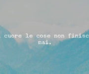Senti come ti abbracciano forte i miei occhi….